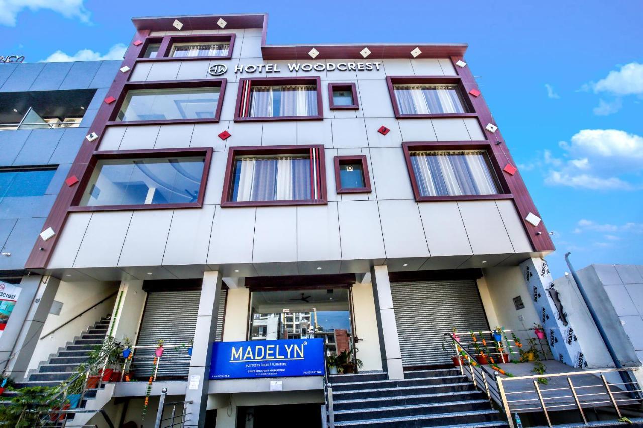 Hotel Woodcrest Zirakpur - Best Family Hotel By - A Unit Of Sidham Group Extérieur photo
