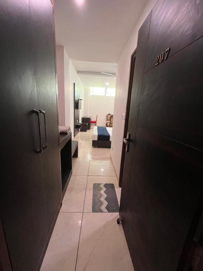 Hotel Woodcrest Zirakpur - Best Family Hotel By - A Unit Of Sidham Group Extérieur photo